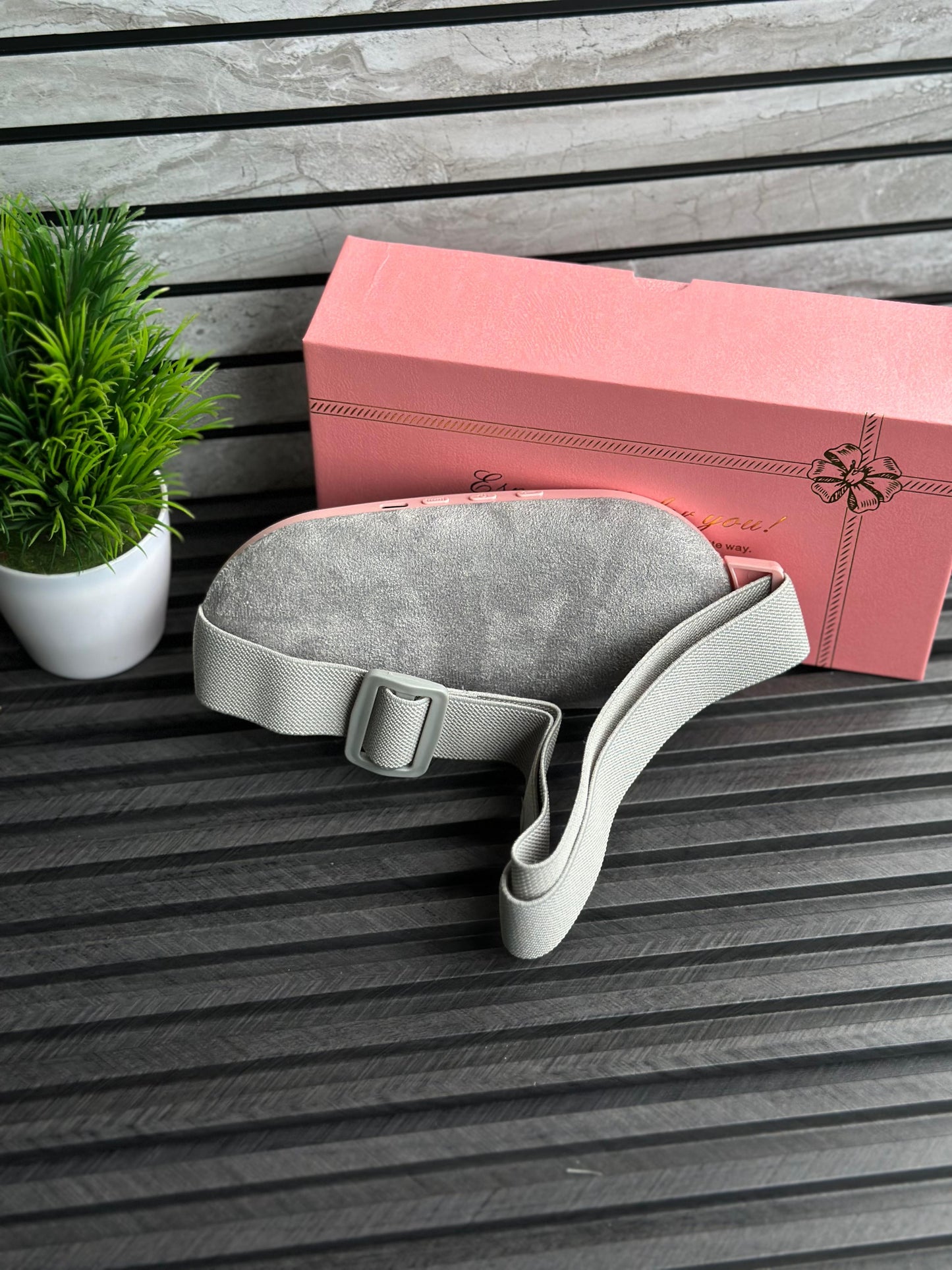 Women's Periods Crumb Massager for extra comfort